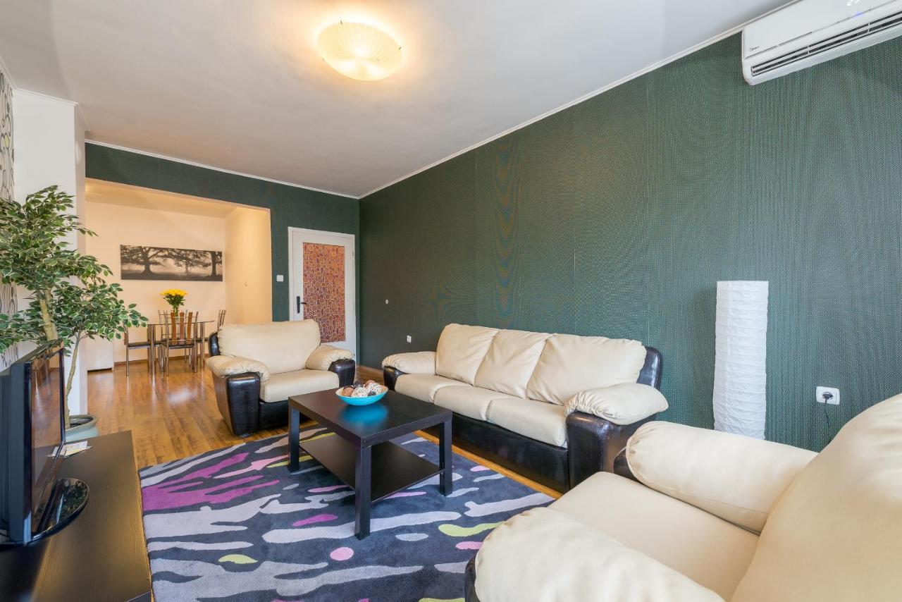 Sofia Central Hotel Apartments Bagian luar foto