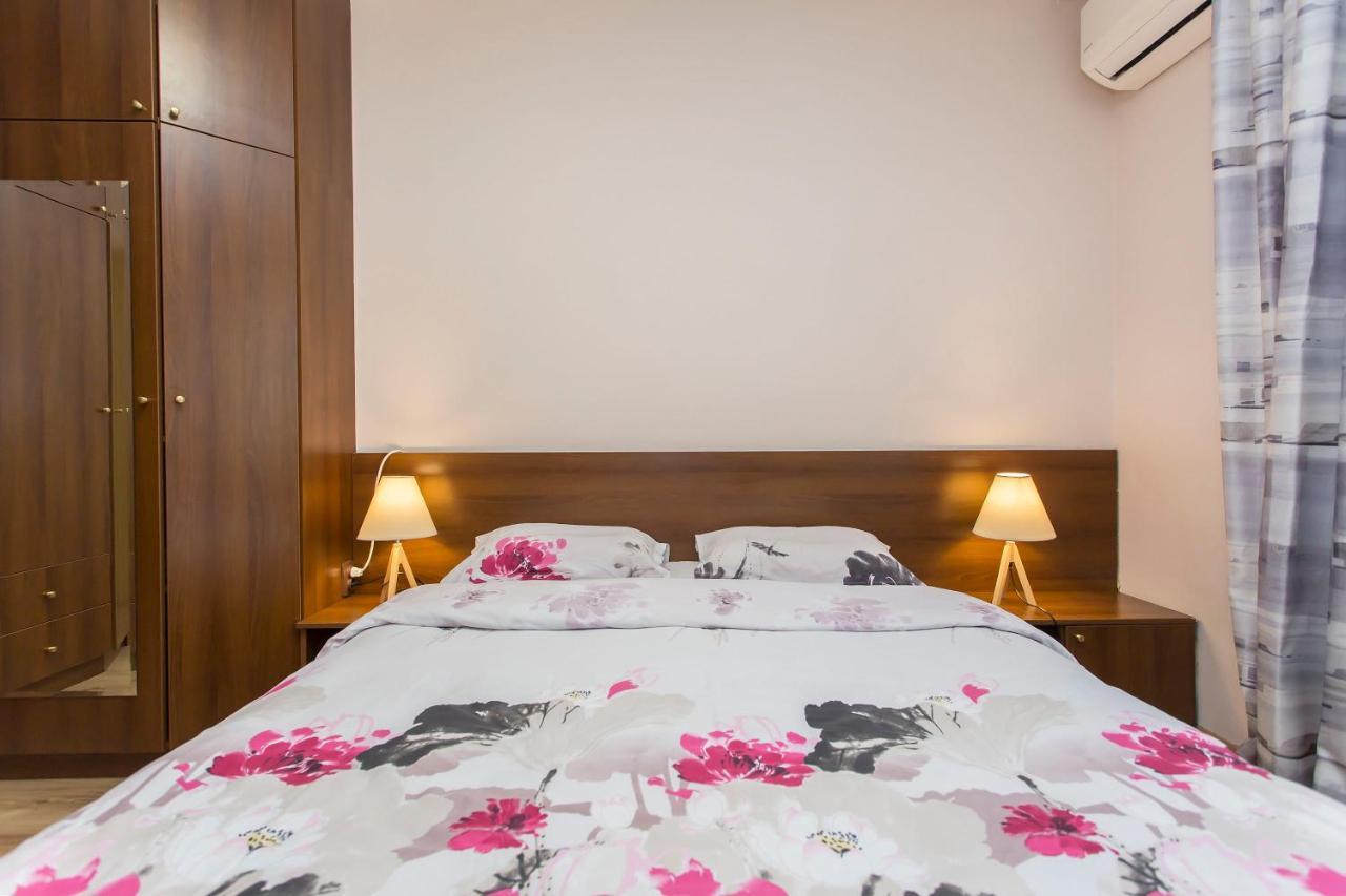 Sofia Central Hotel Apartments Bagian luar foto